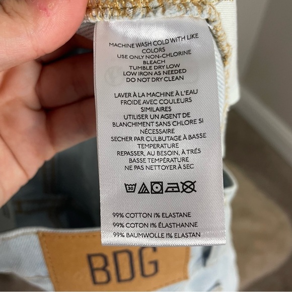 [BDG] Light Wash Wide Leg Casual Everyday Trendy Denim Jeans - Picture 5 of 7